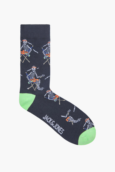 Blauwe sokken van ACCESSORIES BY JACK & JONES, met skeletprint en groene teen en hiel.