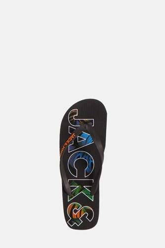 Chaussons noirs d'ACCESSORIES BY JACK & JONES avec un design graphique et le logo de la marque.