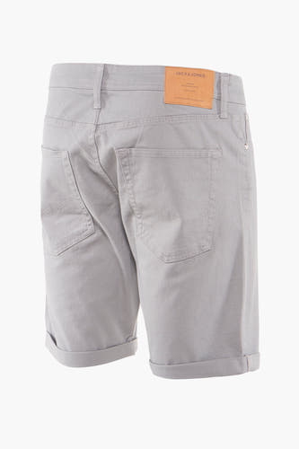Grijze short van JACK & JONES JEANS INTELLIGENCE, met achterzakken en omgeslagen pijpen.