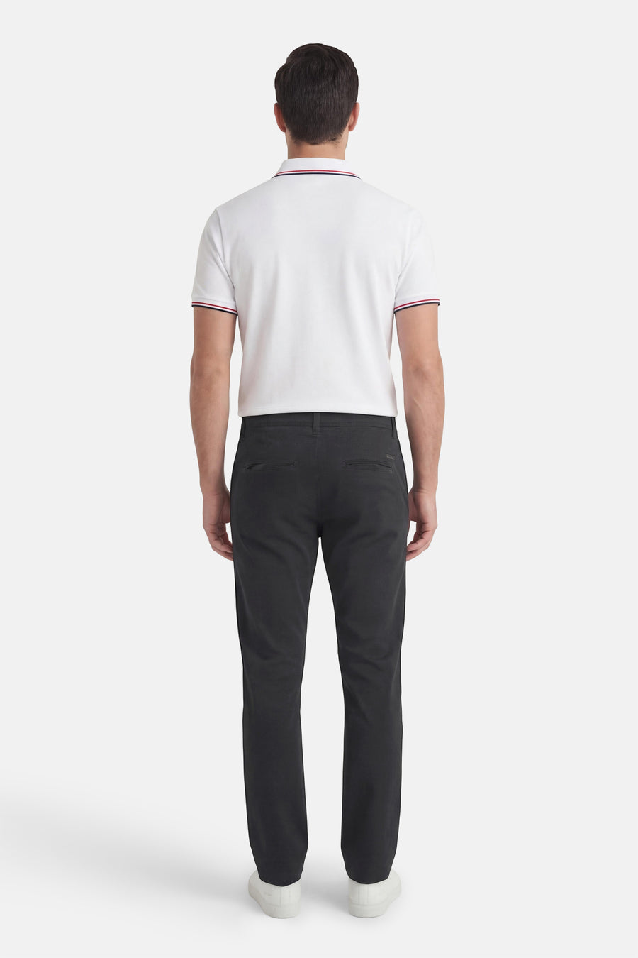 Zwarte chino van JACK & JONES JEANS INTELLIGENCE, gezien van achteren.