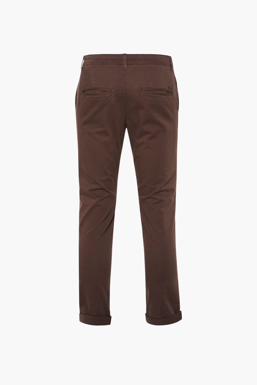Chino marron de JACK & JONES JEANS INTELLIGENCE, vu de derrière, avec poches et ourlets de pantalon retroussés.