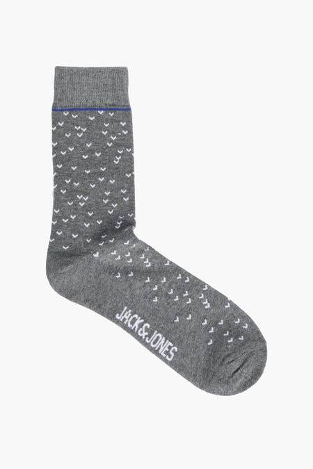Chaussettes grises d'ACCESSORIES BY JACK & JONES, avec des motifs en forme de V blancs et une bande bleue.