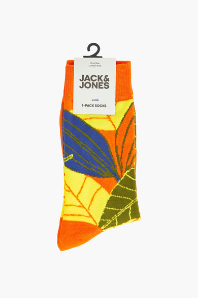 Socks orange d'ACCESSORIES BY JACK & JONES avec un motif de feuille en bleu, jaune et vert.