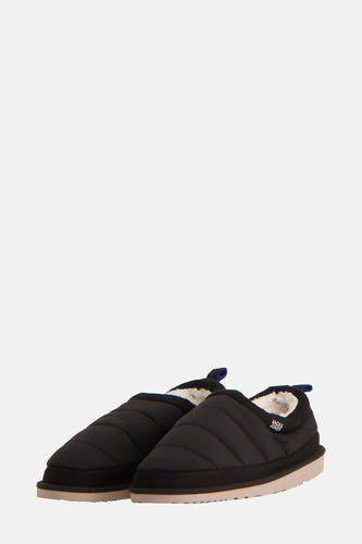 Chaussons noirs d'ACCESSORIES BY JACK & JONES, avec un dessus effiloché et une bordure de semelle beige.