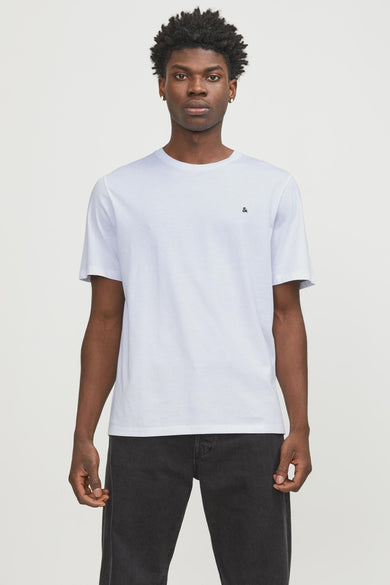 T-shirt blanc d'ORIGINALS BY JACK & JONES, à manches courtes et avec un petit logo.