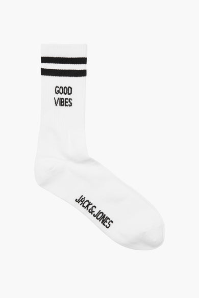 Chaussettes blanches d'ACCESSORIES BY JACK & JONES avec des rayures noires et le texte "Good Vibes".