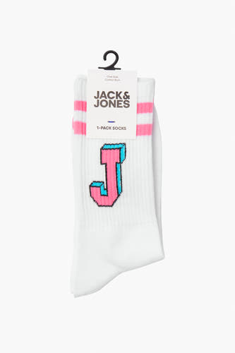 Witte sokken van ACCESSORIES BY JACK & JONES, met roze strepen en blauwe 'J'.