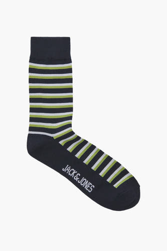 Chaussettes bleues d'ACCESSORIES BY JACK & JONES avec des rayures vertes et blanches, avec le nom de la marque sur la semelle.