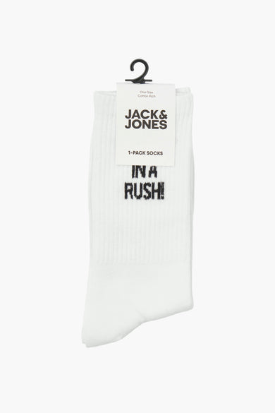 Witte sokken van ACCESSORIES BY JACK & JONES, met zwarte tekst "IN A RUSH!"