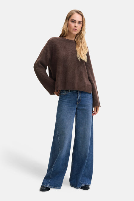 Pull col O - Seal Brown