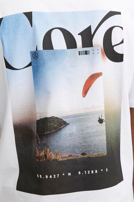 JCOAUSTIN PHOTO TEE SS CREW NECK