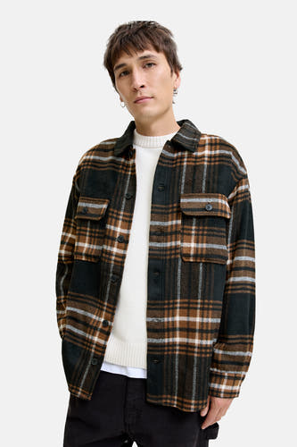 Chemise brune à longues manches d'ORIGINALS BY JACK & JONES, avec un motif à carreaux et des poches visibles.