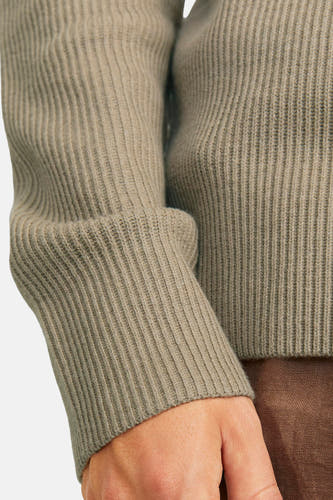 Gilet beige avec col rond de CORE BY JACK & JONES, en tricots côtelés et longues manches.