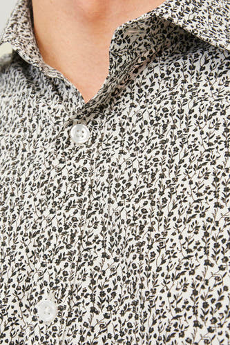Chemise multicolore à longues manches de PREMIUM by JACK & JONES, avec un motif floral délicat.