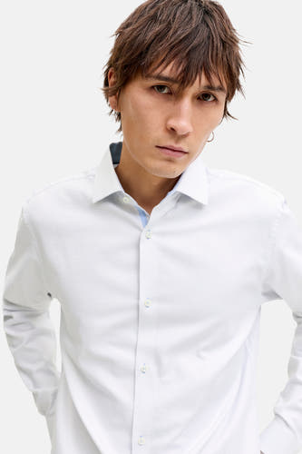 Chemise blanche à manches longues de PREMIUM by JACK & JONES, avec un motif subtil.