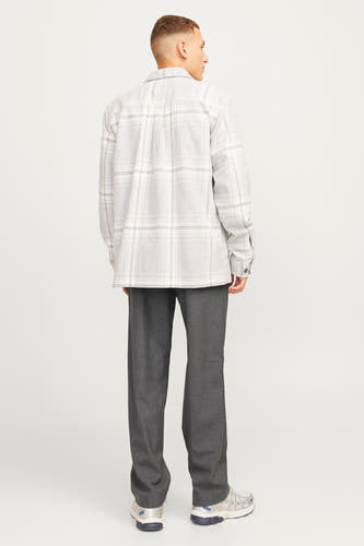 Pantalon personnalisé gris de JACK & JONES JEANS INTELLIGENCE, jambes droites, vu de derrière.