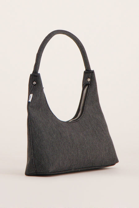 Sac à main en denim gris foncé de JJXX, avec une fermeture éclair argentée et une forme arrondie.