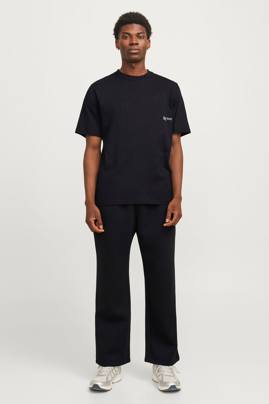 JCOIDUN TYPO TEE SS CREW NECK