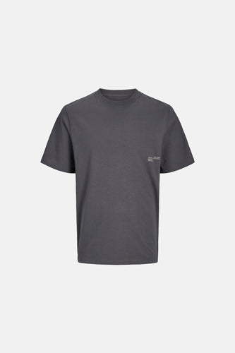 Grijs T-shirt met korte mouwen en kleine tekstprint.
