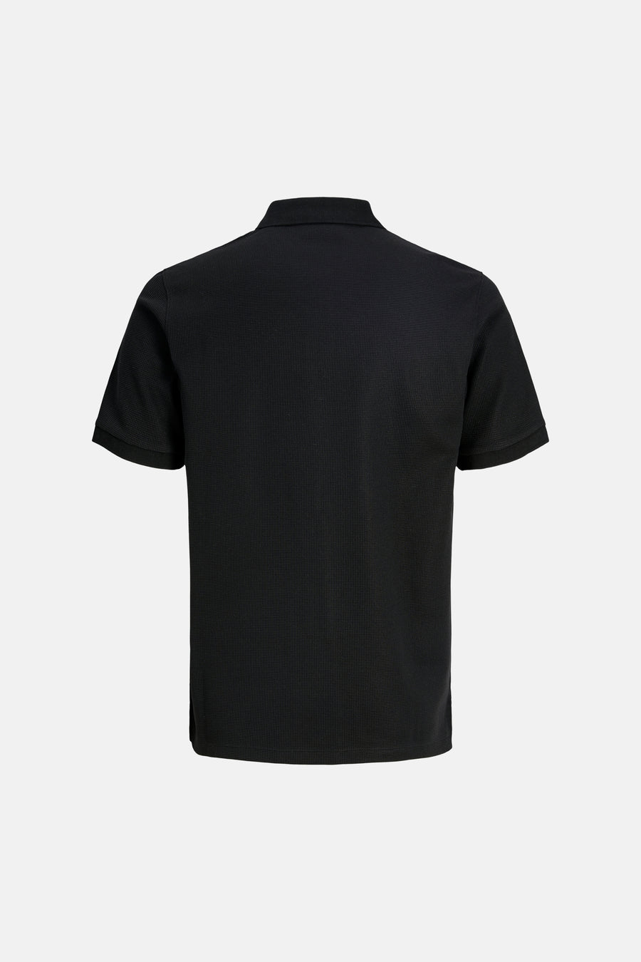 Polo noire à manches courtes de CORE BY JACK & JONES, avec texture piqué, col et poignets côtelés, dos.
