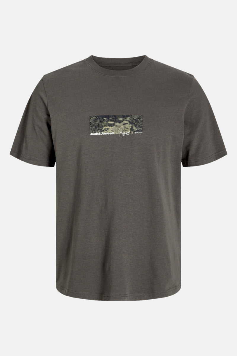 JCOALPHA PRINT TEE SS CREW NECK FST