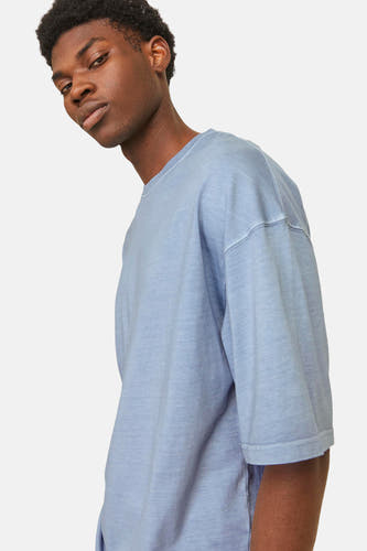 T-shirt bleu à manches courtes de CORE BY JACK & JONES, design simple avec une coupe décontractée.