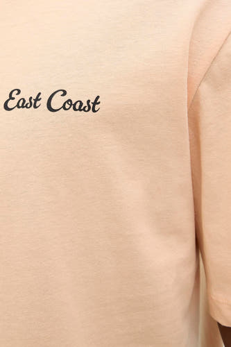 T-shirt orange à manches courtes d'ORIGINALS BY JACK & JONES, avec le texte 'East Coast' en noir.