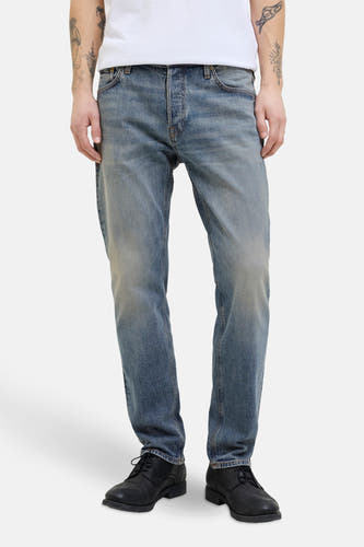 Jean tapered bleu de JACK & JONES JEANS INTELLIGENCE, avec une texture denim stonewashed.