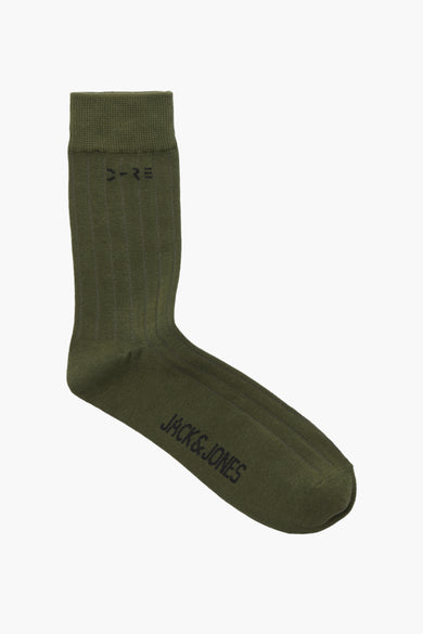 Chaussettes vertes d'ACCESSORIES BY JACK & JONES, avec des côtes et des détails de logo.