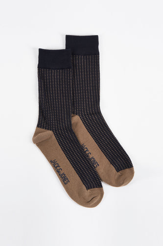 Twee paar sokken van Jack & Jones, zwart met bruine accenten.