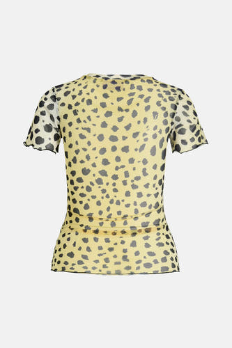 T-shirt jaune à manches courtes de JJXX, avec imprimé léopard et détails froncés.