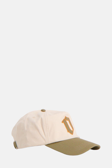 Tissu écru de ACCESSORIES BY JACK & JONES, avec une poche verte et des lettres brodées à l'avant.