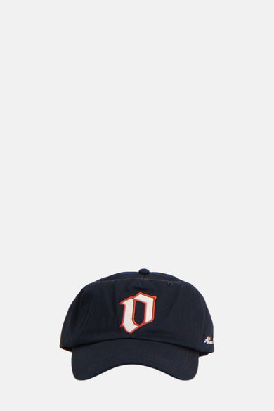 Casquette bleue marine d'ACCESSORIES BY JACK & JONES, avec logo brodé sur l'avant.