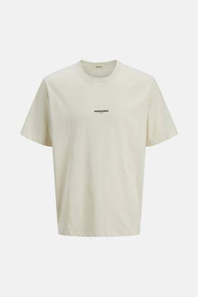 T-shirt écru à manches courtes d'ORIGINALS BY JACK & JONES, avec un petit logo sur la poitrine.