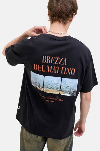 T-shirt noir à manches courtes d'ORIGINALS BY JACK & JONES, avec une impression sur le dos.