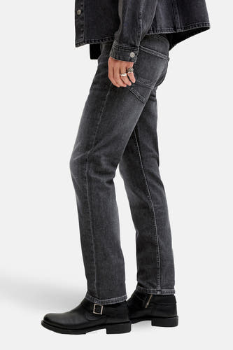Jean droit en denim gris foncé de JACK & JONES JEANS INTELLIGENCE, avec un lavage subtil et des lacets noirs.