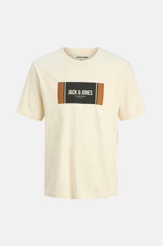 T-shirt jaune à manches courtes de CORE par JACK & JONES, avec un logo marron et noir sur la poitrine.