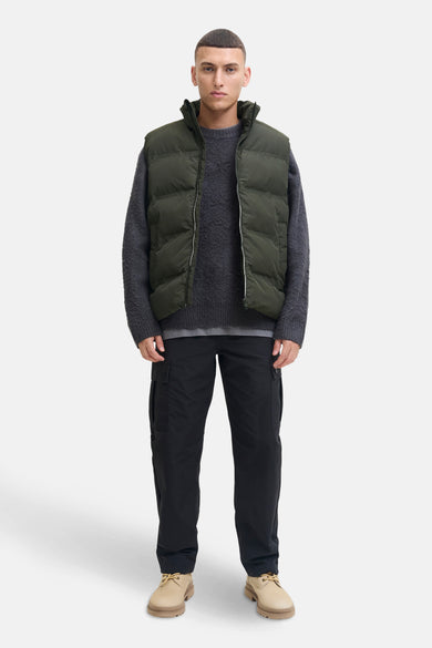 Gilet vert de ORIGINALS BY JACK & JONES, avec un design tricoté et une coupe décontractée.