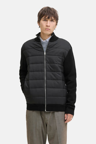Gilet noir de CORE BY JACK & JONES, avec devant doublé et manches droites.