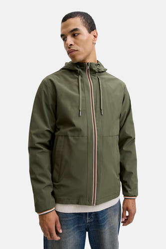 Manteau vert court d'ORIGINALS BY JACK & JONES avec capuchon, fermeture éclair à bandes et manches rayées.