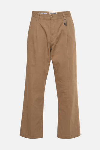 Pantalon chino beige de JACK & JONES JEANS INTELLIGENCE avec une coupe large et un accessoire argenté.