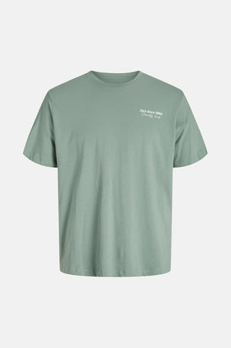 T-shirt vert avec manches courtes d'ORIGINALS par JACK & JONES, avec du texte blanc sur le dos.