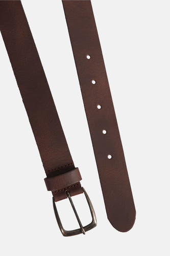 Ceinture brune d'ACCESSORIES BY JACK & JONES, avec une boucle argentée et des trous.