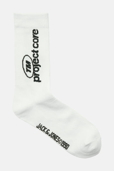 Chaussettes blanches d'ACCESSORIES BY JACK & JONES avec imprimé noir et logo.