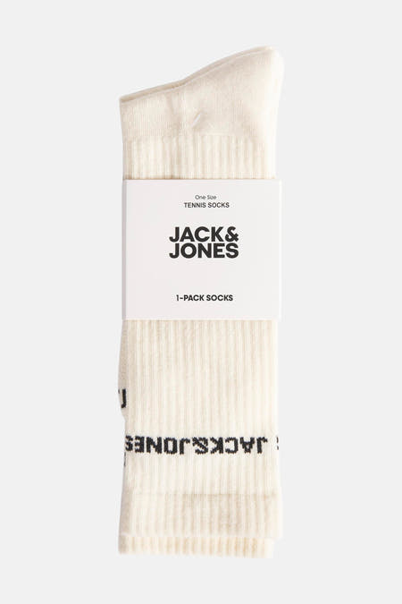 Chaussettes de tennis écru d'ACCESSORIES BY JACK & JONES, avec logo de marque sur le talon.