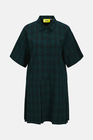 Tunique bleue à manches courtes de JJXX, avec un motif rayé vert et bleu et des plis en bas.