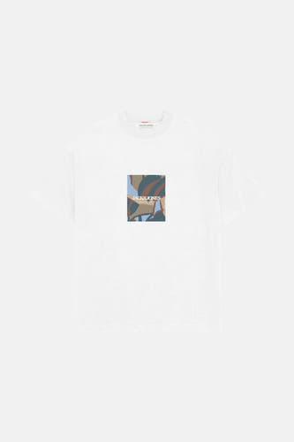 T-shirt blanc à manches courtes d'ORIGINALS BY JACK & JONES, avec un imprimé graphique abstrait sur la poitrine.