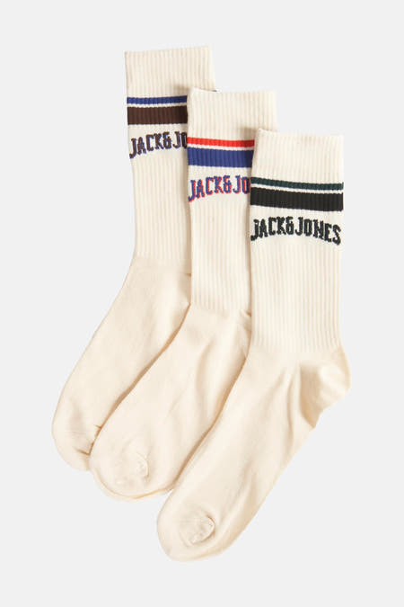 Chaussettes écru d'ACCESSORIES BY JACK & JONES, avec une texture côtelée et un détail rayé.