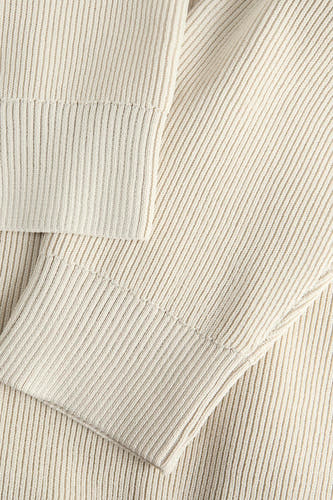 Sweat-shirt beige avec col rond de CORE BY JACK & JONES, doté d'une fine structure côtelée.