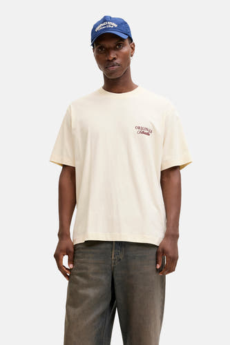 T-shirt écru à manches courtes de ORIGINALS BY JACK & JONES, avec petit logo sur la poitrine.